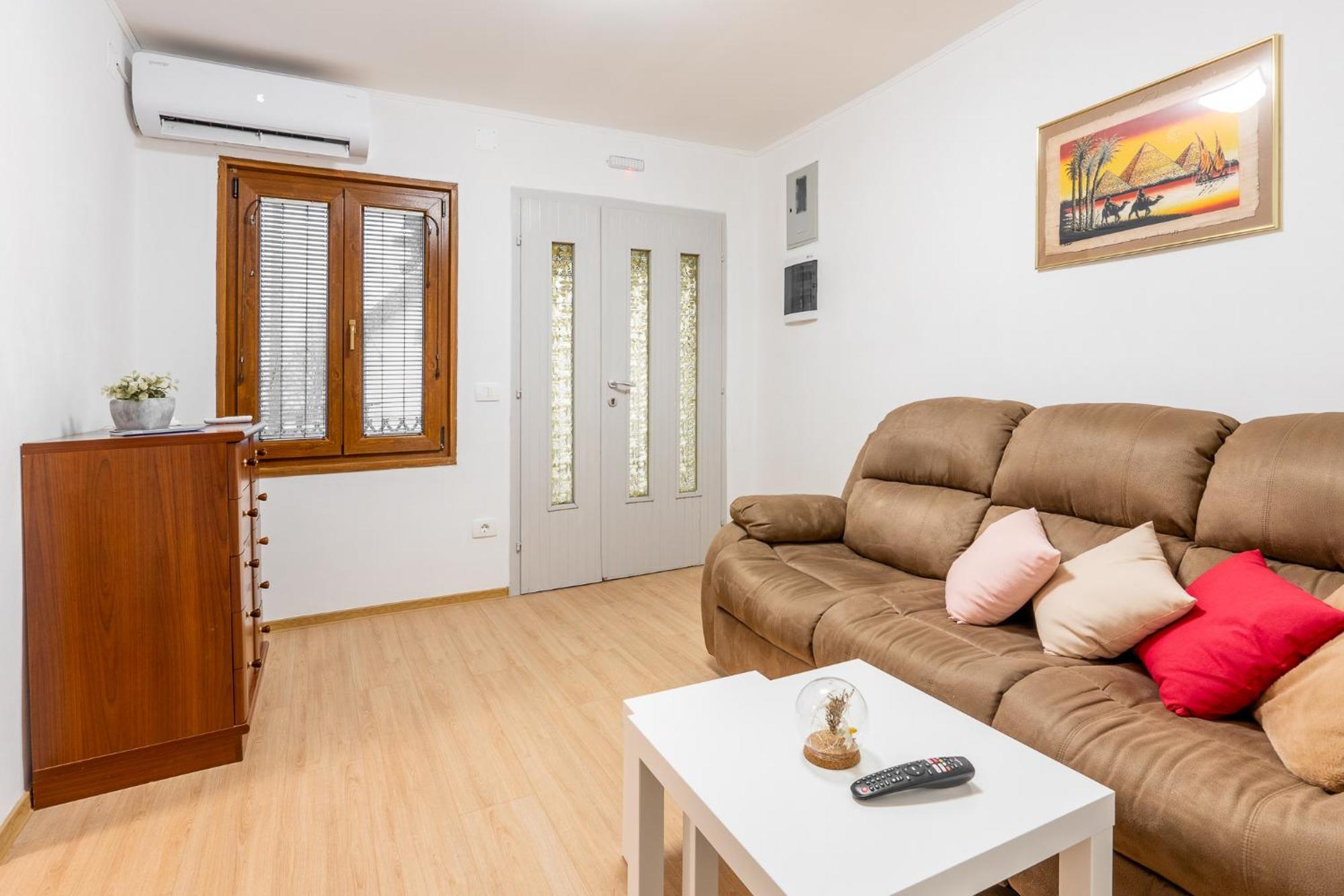 Apartment Apartma Lozar *